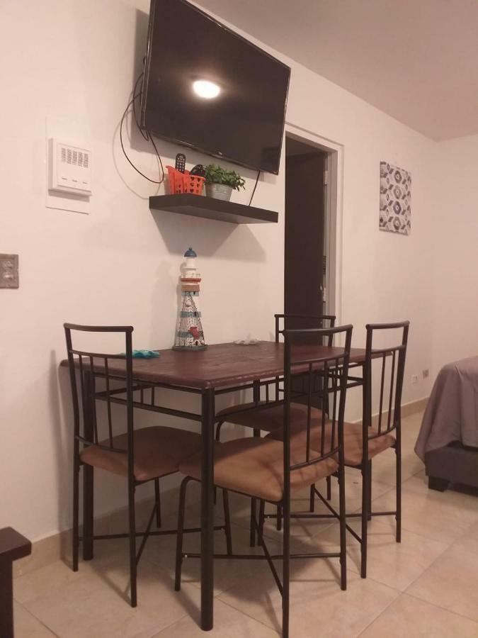 Beach Front Apt 4 at Isla Verde Tower Appartement San Juan Buitenkant foto